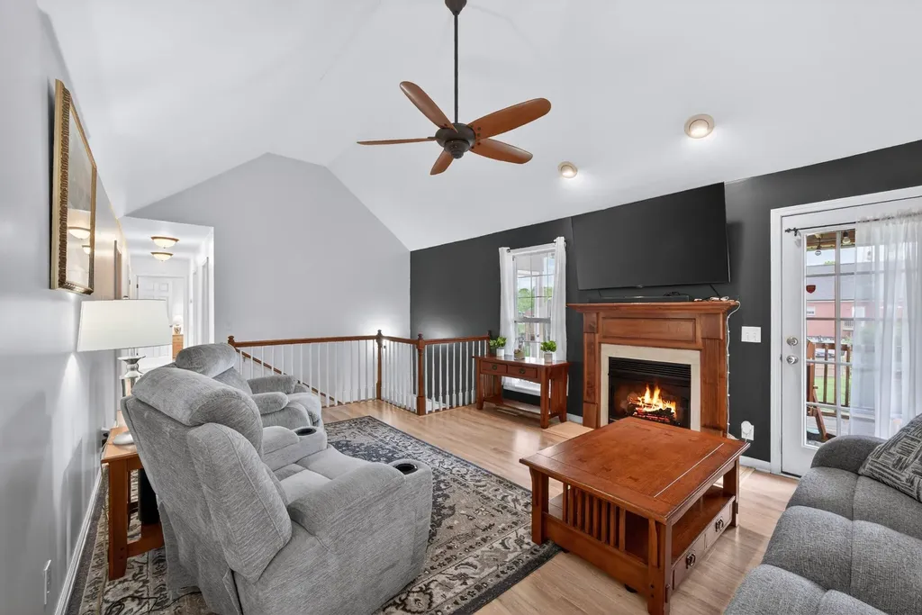 4005 Summit Drive Greenbrier TN 37073