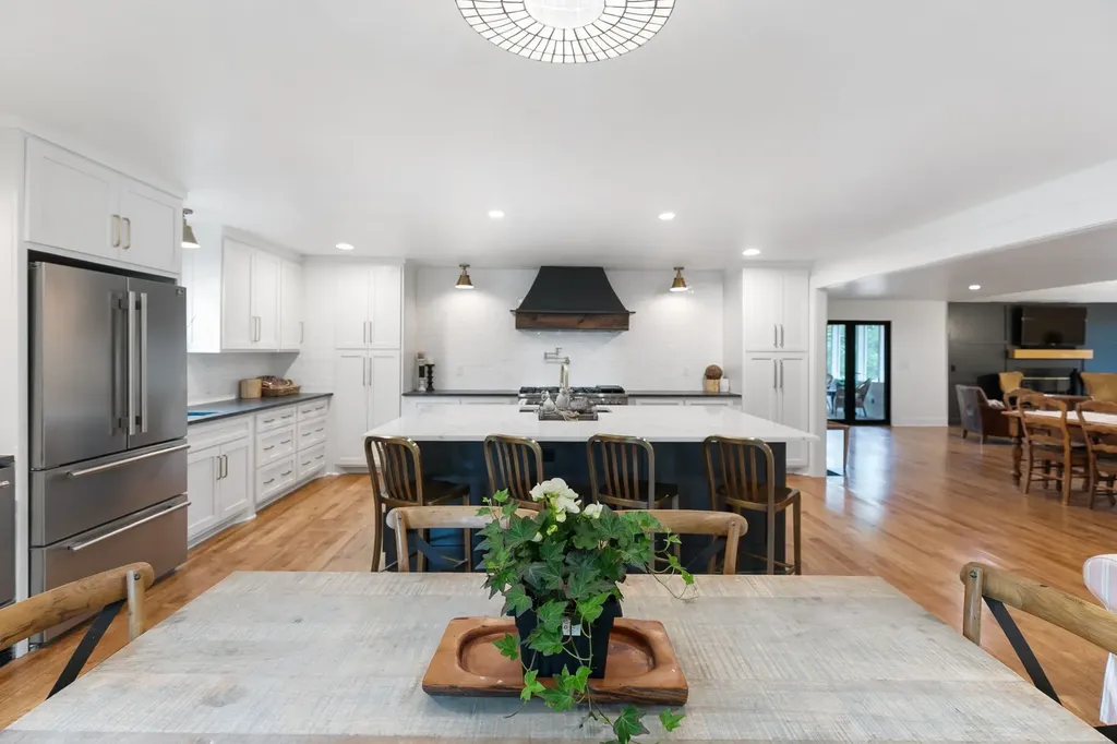 1757 Old Hillsboro Road Franklin TN 37069