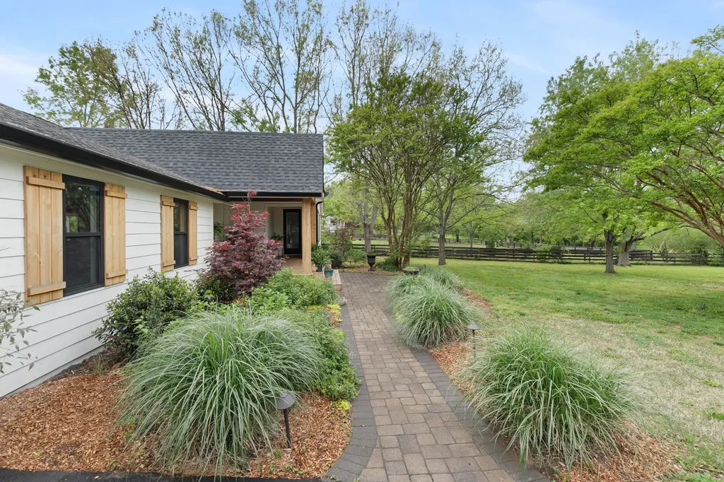 1757 Old Hillsboro Road Franklin TN 37069