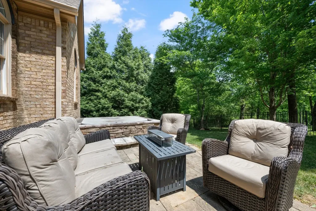 1830 Sonoma Trace Brentwood TN 37027
