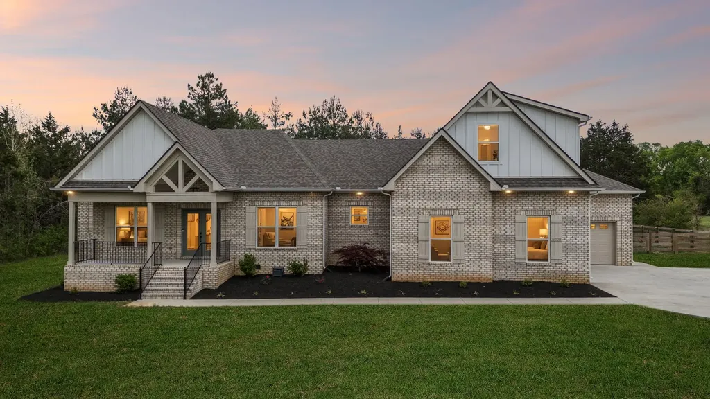 8708 Newtown Road Rockvale TN 37153