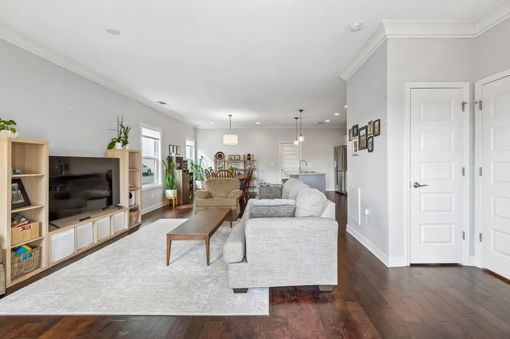 7398 Old Harding Pike Nashville TN 37221