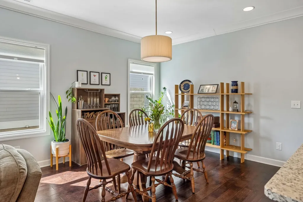 7398 Old Harding Pike Nashville TN 37221