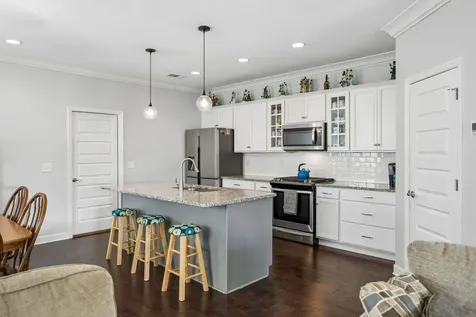 7398 Old Harding Pike Nashville TN 37221