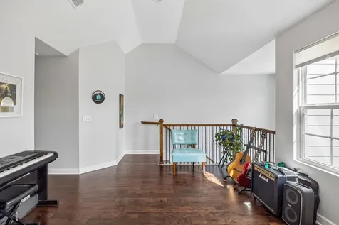 7398 Old Harding Pike Nashville TN 37221