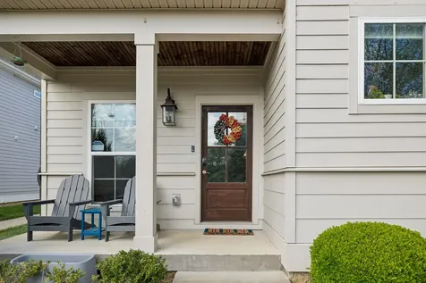 7398 Old Harding Pike Nashville TN 37221