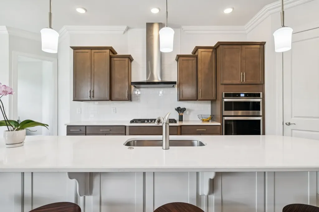1916 New Bristol Lane Brentwood TN 37027