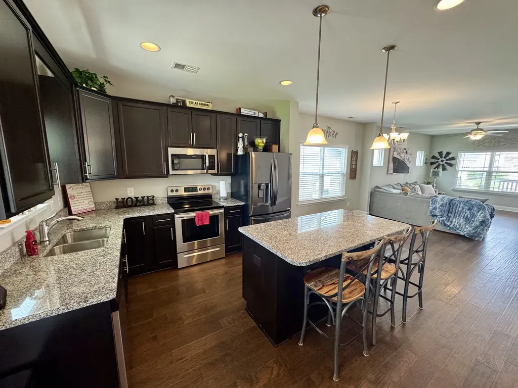 1319 Coates Lane Gallatin TN 37066
