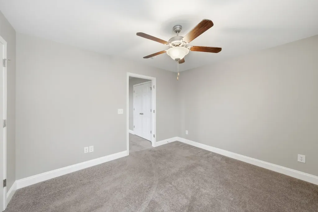 1319 Coates Lane Gallatin TN 37066