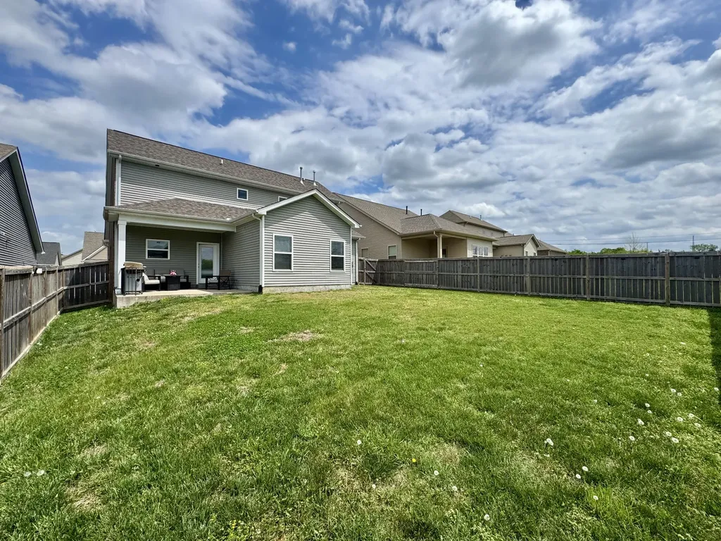 1319 Coates Lane Gallatin TN 37066