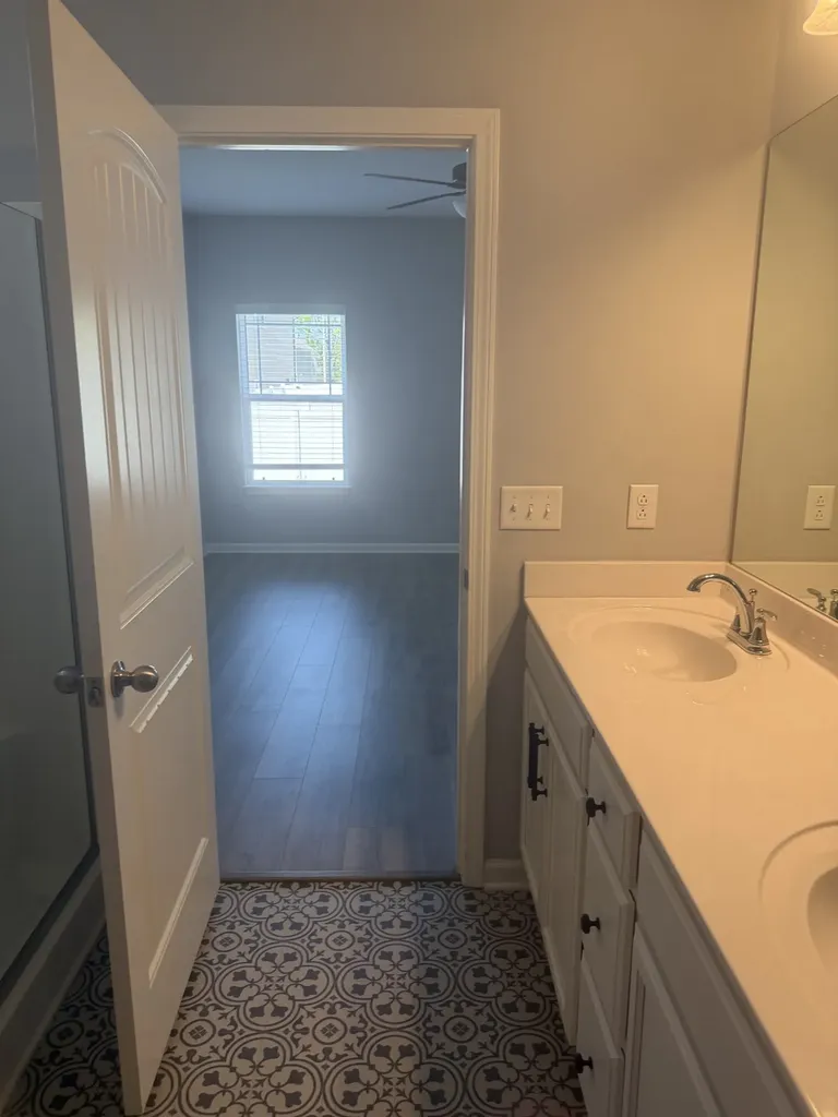 2525 Hollis Drive Murfreesboro TN 37127