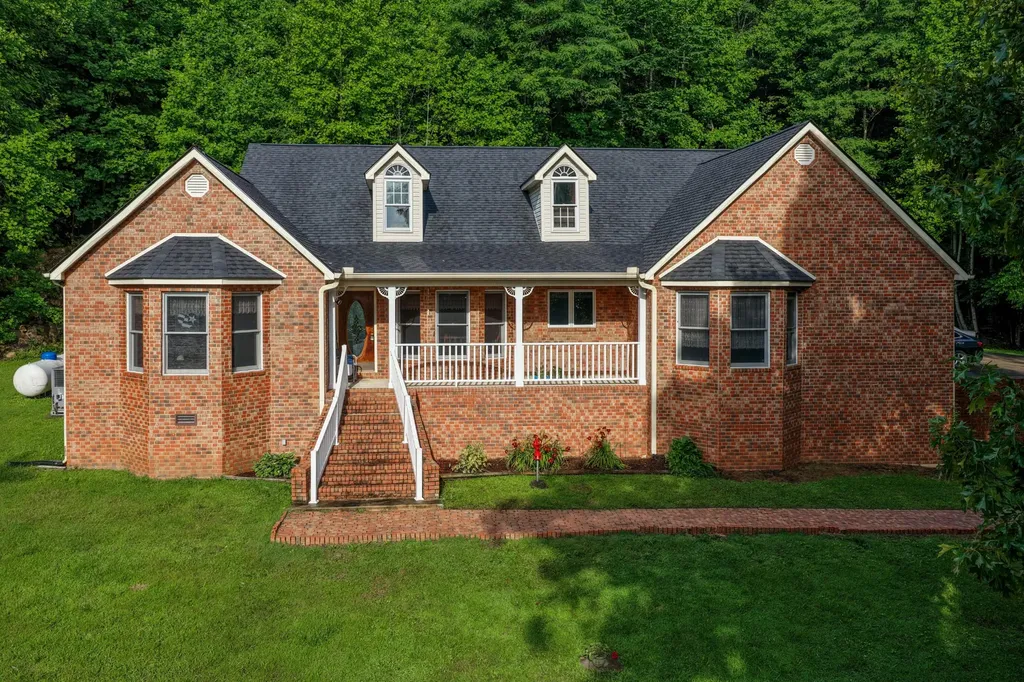 3850 Stagecoach Road South Pittsburg TN 37380