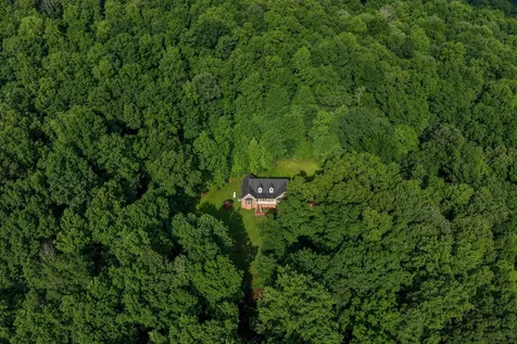3850 Stagecoach Road South Pittsburg TN 37380