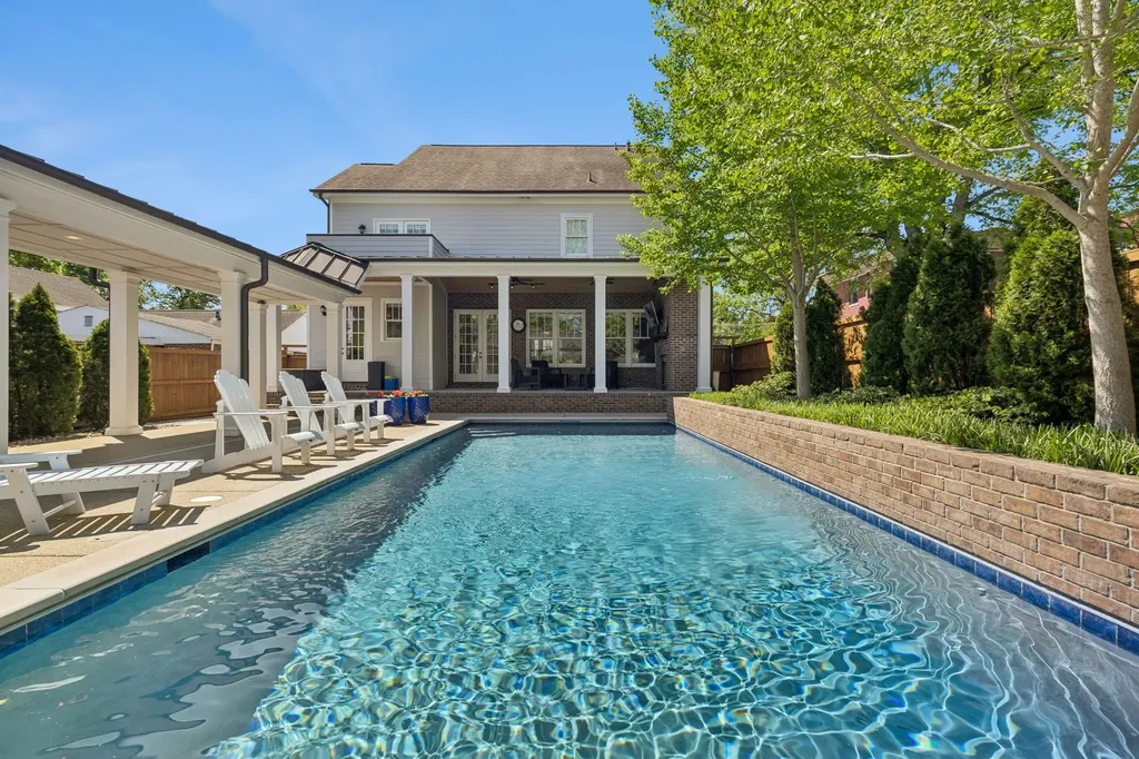 1500 King Hollands Avenue Nashville TN 37212