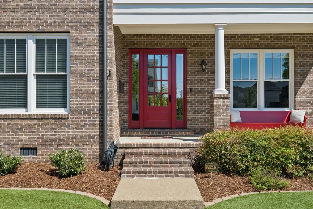 1500 King Hollands Avenue Nashville TN 37212