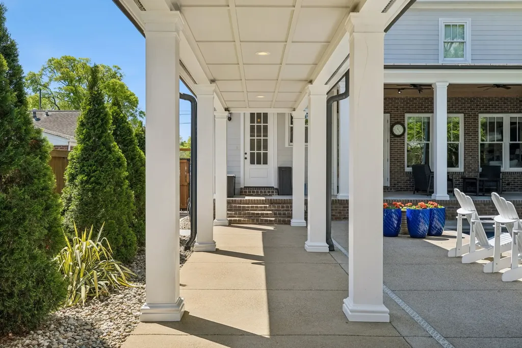 1500 King Hollands Avenue Nashville TN 37212