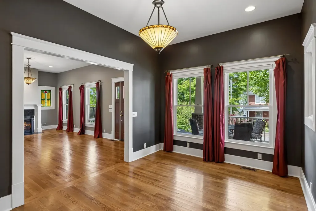 928 Russell Street Nashville TN 37206