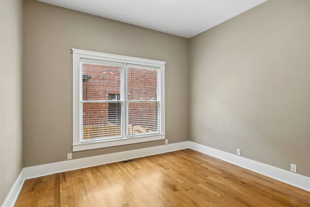 928 Russell Street Nashville TN 37206