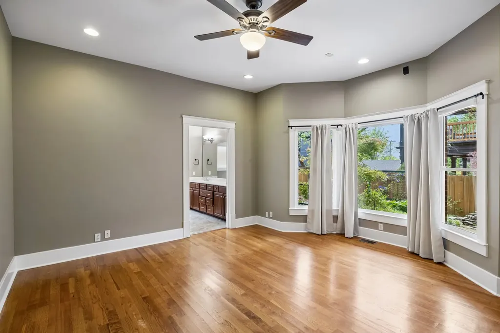 928 Russell Street Nashville TN 37206
