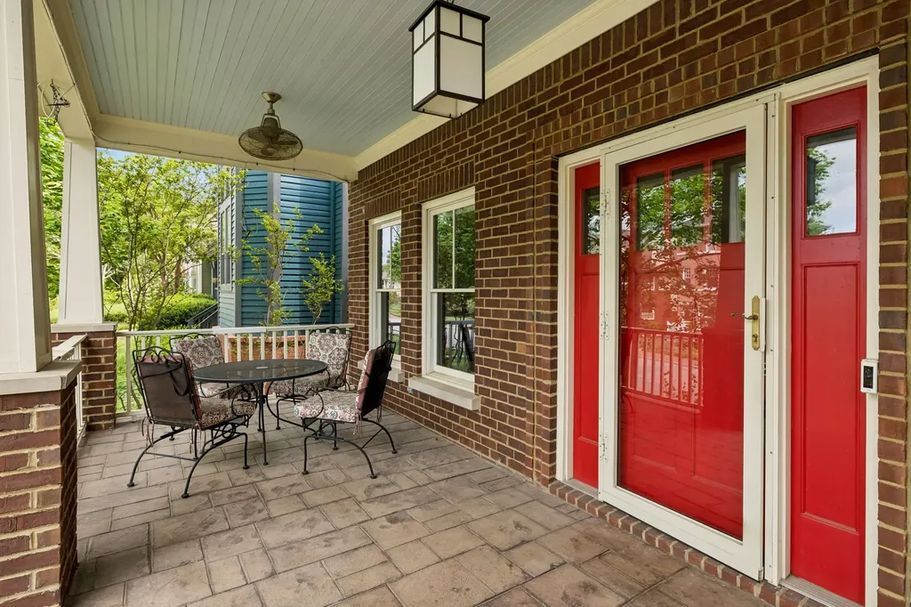 928 Russell Street Nashville TN 37206