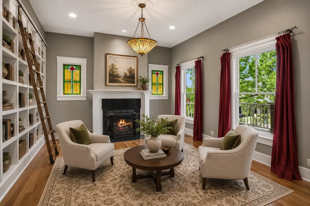 928 Russell Street Nashville TN 37206