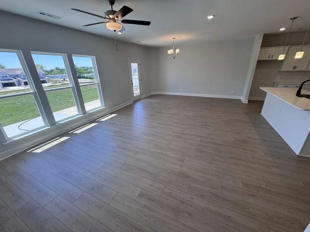 1093 June Wilde Ridge Spring Hill TN 37174