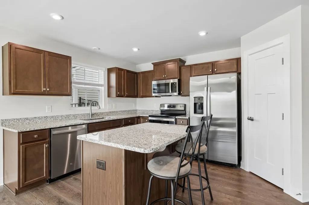 616 Streamview Drive White House TN 37188