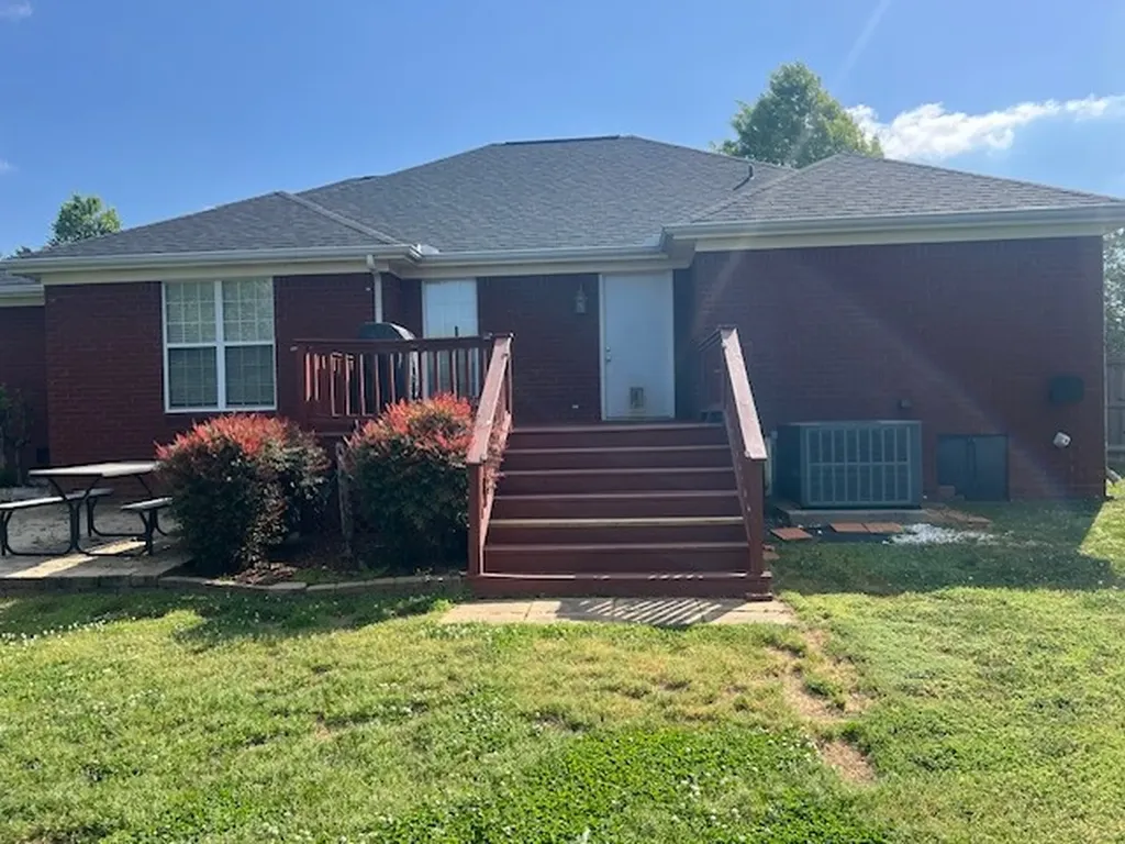 12 Oak Point Drive Fayetteville TN 37334
