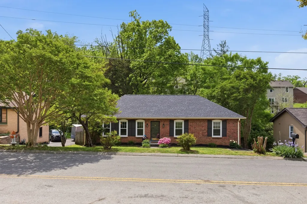 535 Huntington Parkway Nashville TN 37211
