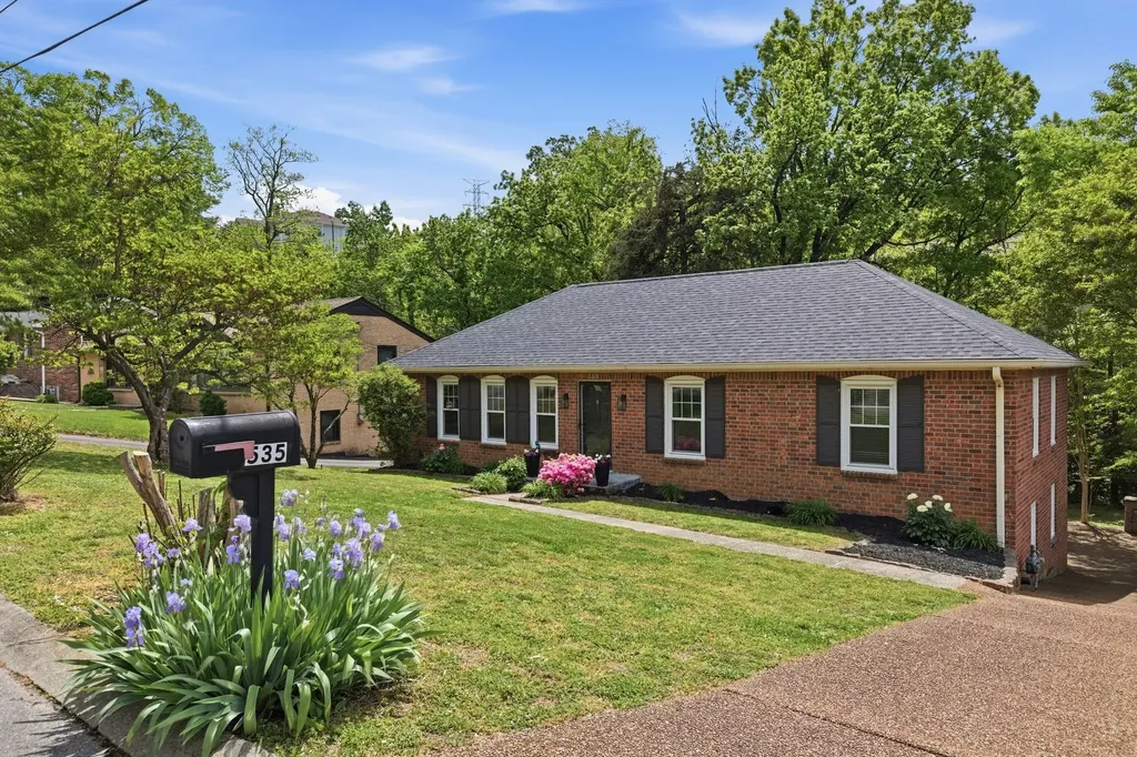 535 Huntington Parkway Nashville TN 37211