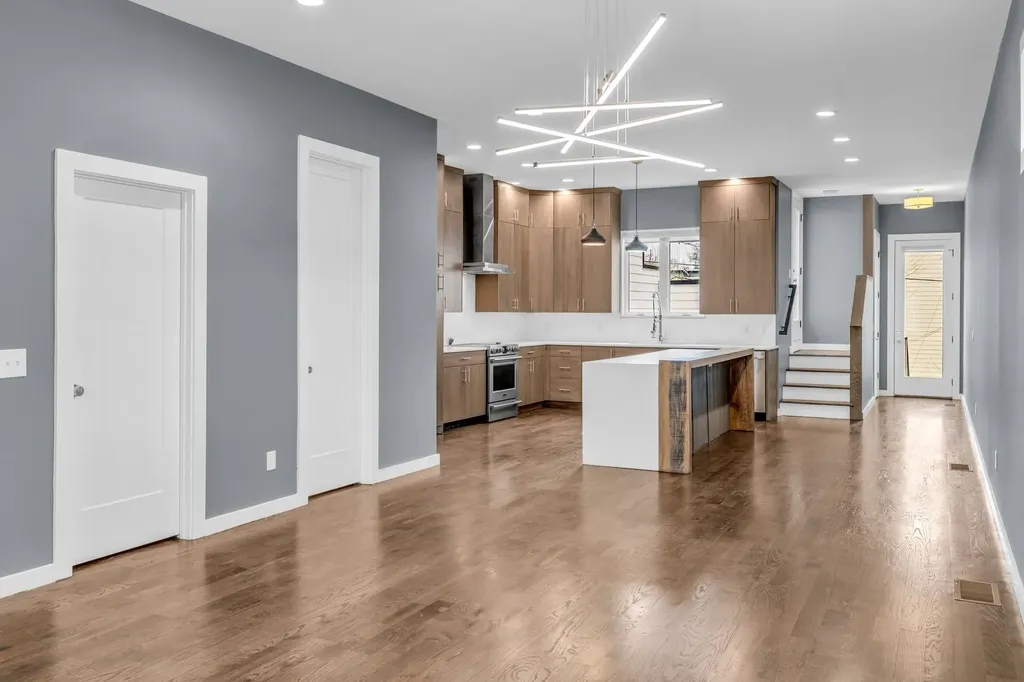 418A 37th Ave, N Nashville TN 37209