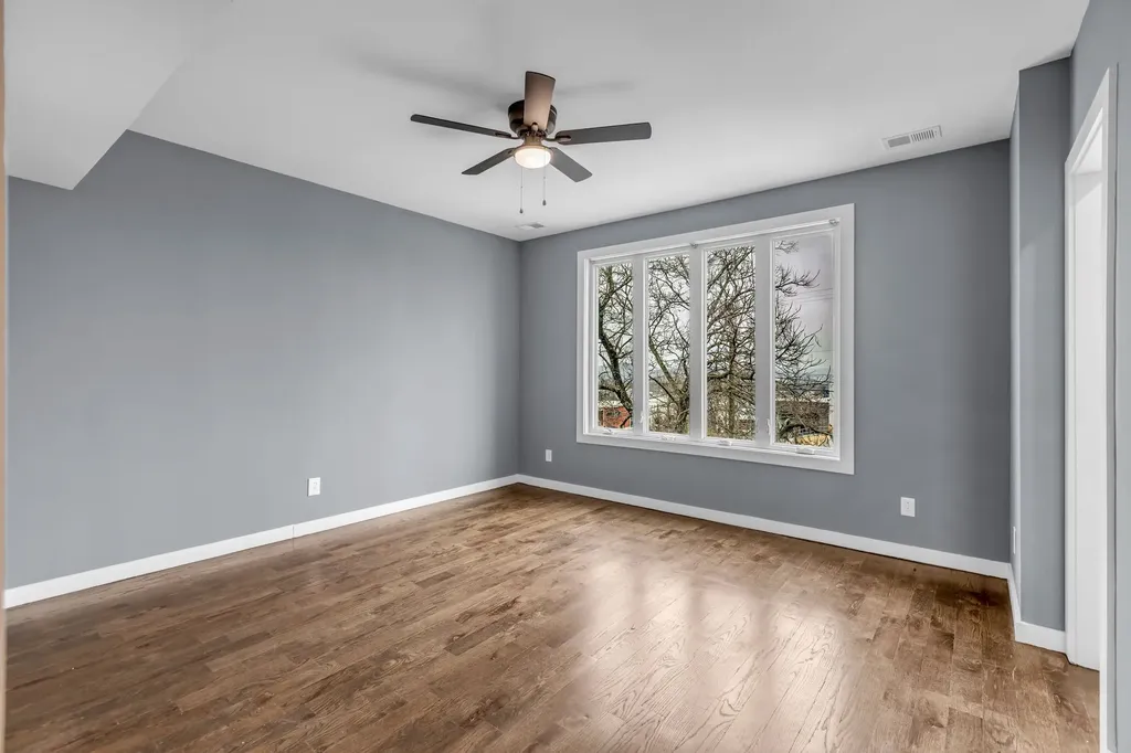 418A 37th Ave, N Nashville TN 37209