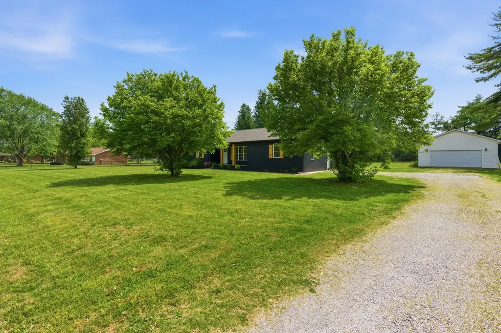 1141 Cranberry Drive Murfreesboro TN 37129