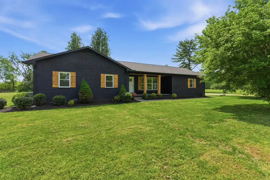 1141 Cranberry Drive Murfreesboro TN 37129