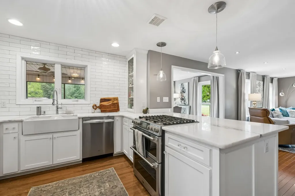 735 Hurricane Ridge Road Smithville TN 37166