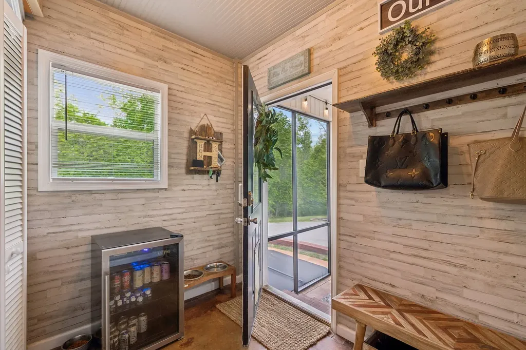 735 Hurricane Ridge Road Smithville TN 37166