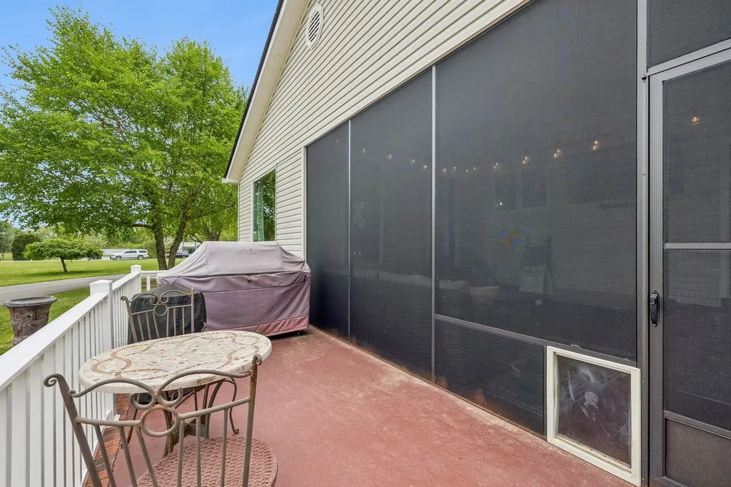 735 Hurricane Ridge Road Smithville TN 37166