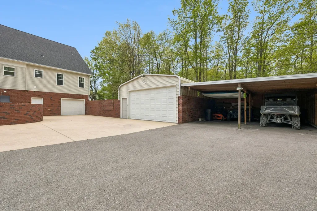 735 Hurricane Ridge Road Smithville TN 37166