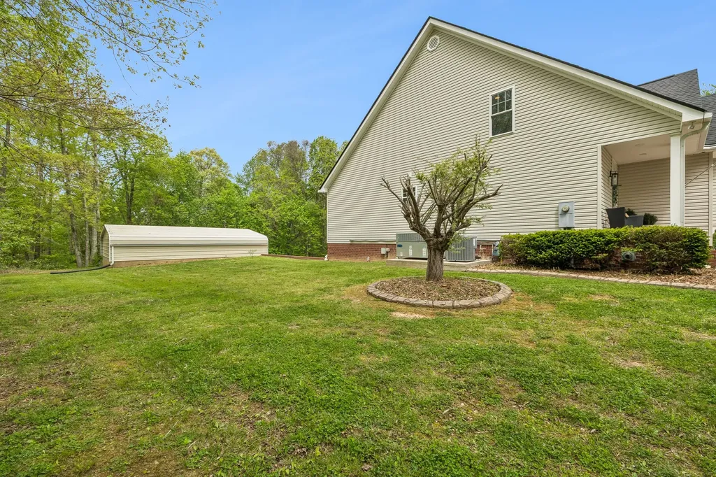 735 Hurricane Ridge Road Smithville TN 37166