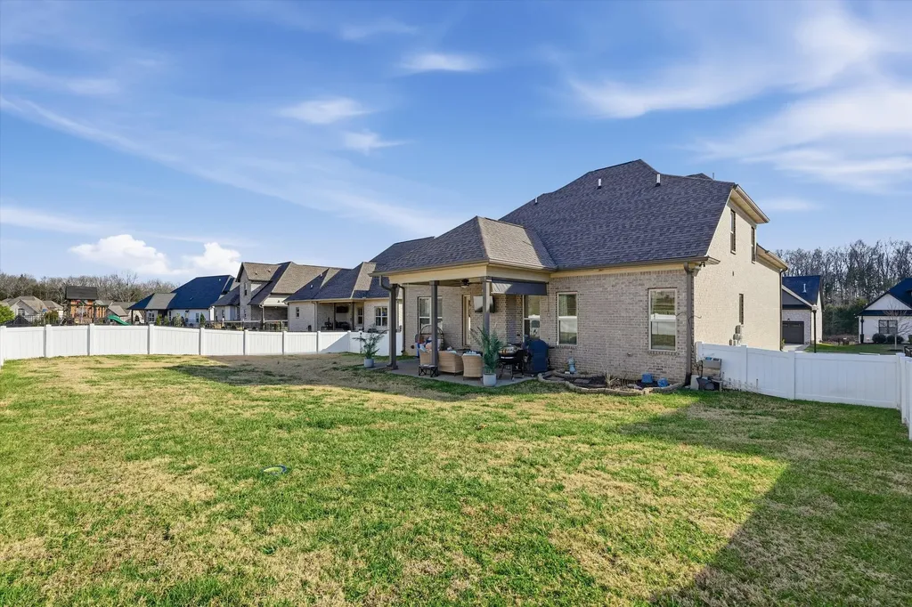 134 Pima Trail Lebanon TN 37087
