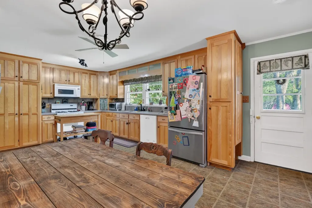 1601 Swanson Boulevard Fayetteville TN 37334