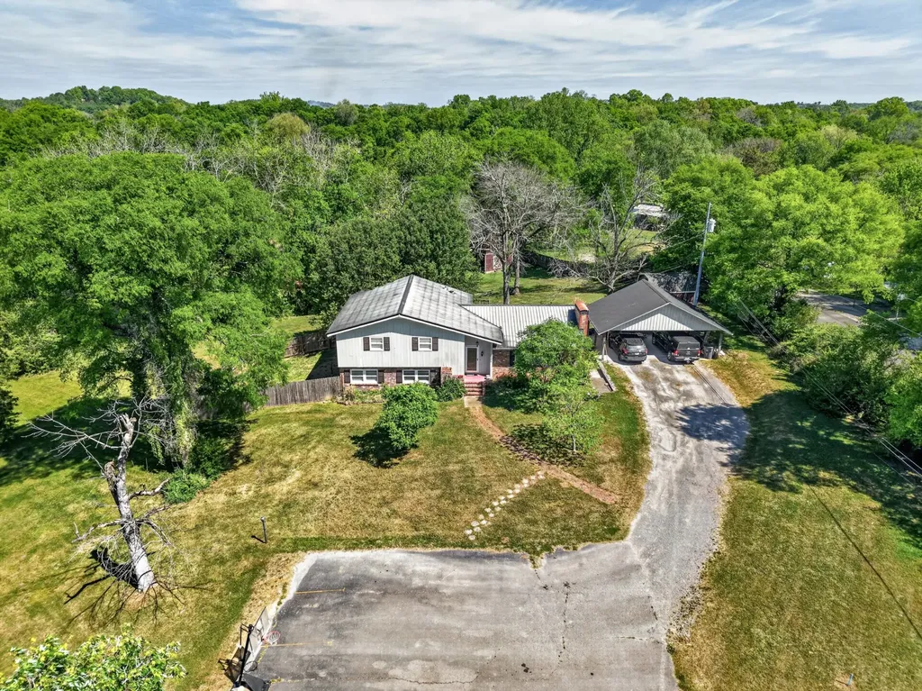 1601 Swanson Boulevard Fayetteville TN 37334
