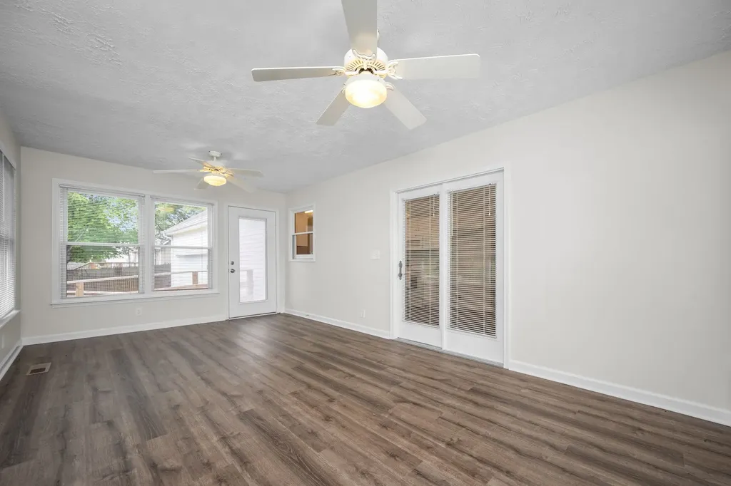 1618 Windy Meadow Drive Christiana TN 37037