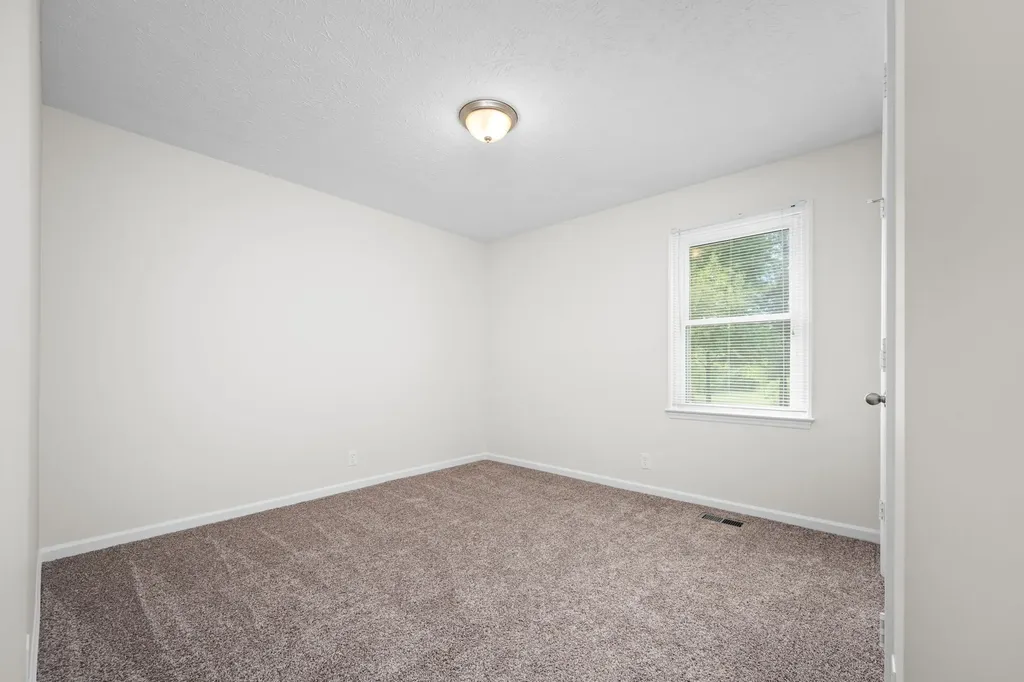1618 Windy Meadow Drive Christiana TN 37037