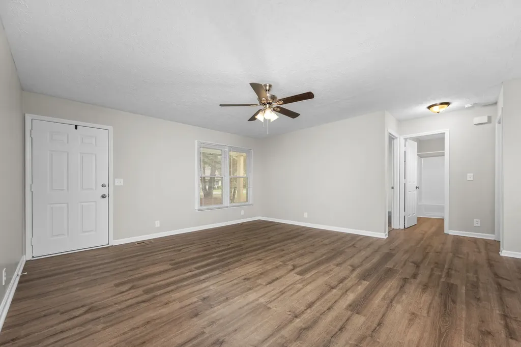 1618 Windy Meadow Drive Christiana TN 37037
