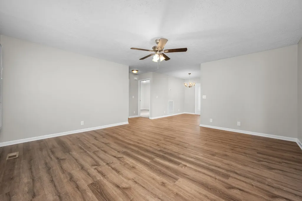 1618 Windy Meadow Drive Christiana TN 37037