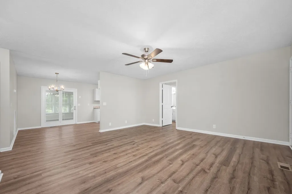 1618 Windy Meadow Drive Christiana TN 37037