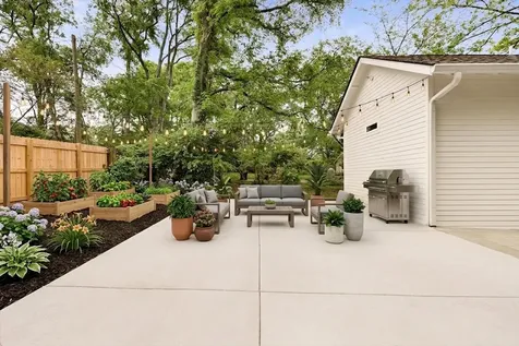 1111 Pennock Avenue Nashville TN 37207