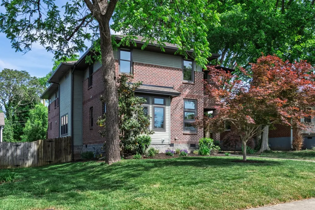 913 Fatherland Street Nashville TN 37206