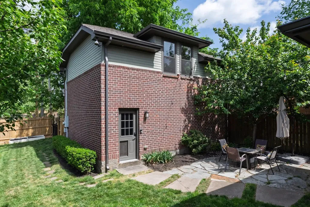 913 Fatherland Street Nashville TN 37206